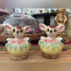🦌 Vintage Retro Deer Salt and Pepper Shakers 🦌